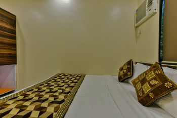 Hotel Garden Park Мумбаи Экстерьер фото